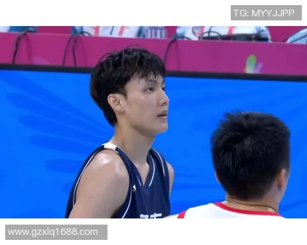 徐杰精彩表现助球队争胜胡明轩状态低迷亟待调整 徐杰精彩表现助球队争胜胡明轩状态低迷亟待调整